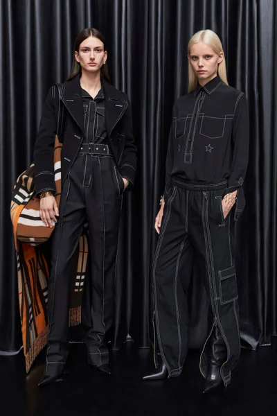 Look 15